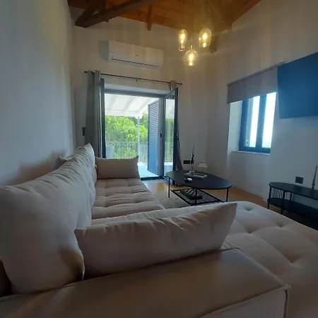 Βίλα Navarino Baths Sea-front Estate Βρωμονέρι