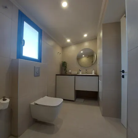 Navarino Baths Sea-front Estate Villa Vromonérion