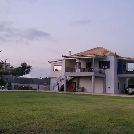 Willa Navarino Baths Sea-front Estate *