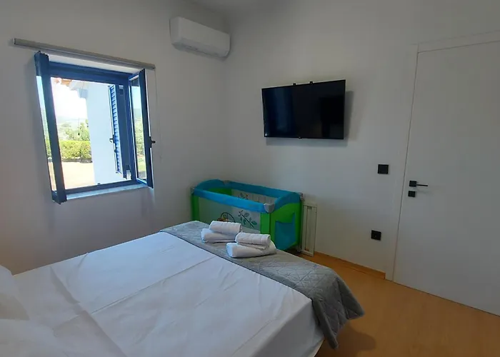 Navarino Baths Sea-front Estate