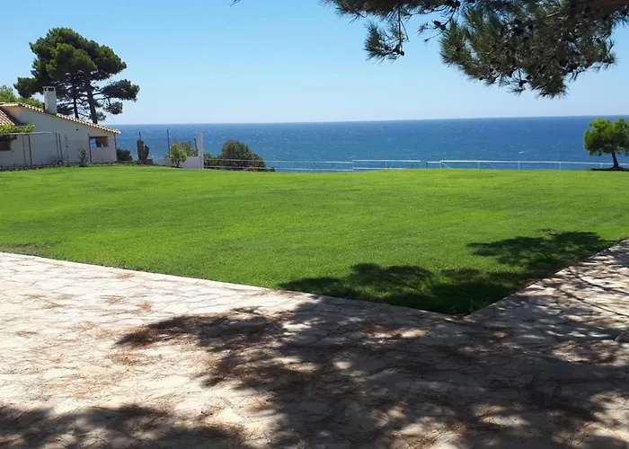 Navarino Baths Sea-front Estate