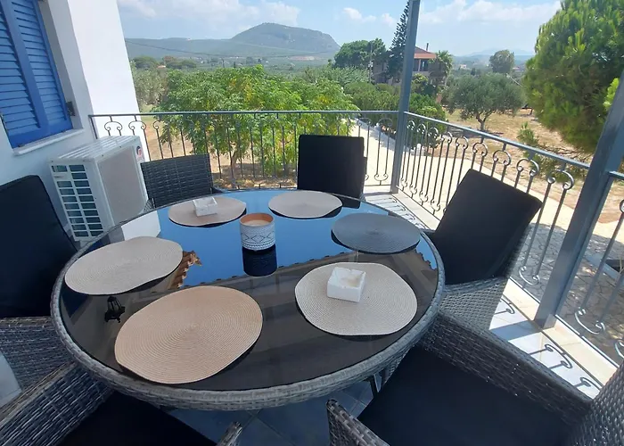 Villa Navarino Baths Sea-front Estate Vromonérion