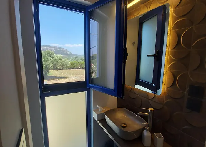 Navarino Baths Sea-front Estate Villa Vromonérion